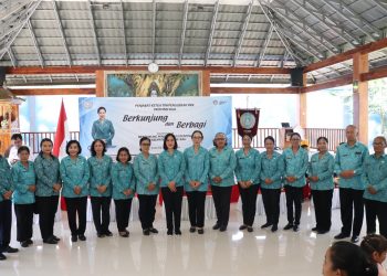 Pj. Ketua TP. PKK Provinsi Bali Apresiasi Kinerja Kader Posyandu Kecubung Desa Patas Kabupaten Buleleng