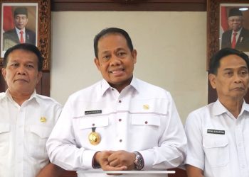 Pj. Gubernur Bali : Tak Bermuatan Politis, Penertiban Baliho Sesuai Protap Kunker Kenegaraan