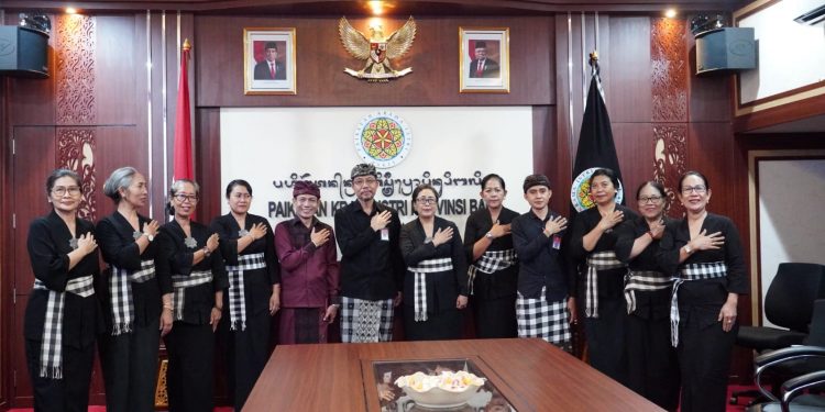 PAKIS Bali Gelar Webinar Dengan Tema Menjaga Taksu Pecalang