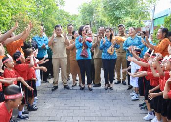 TP PKK Bali‘Berkunjung dan Berbagi’ Kota Denpasar