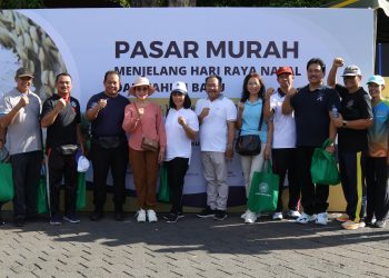 Kunjungi Pasar Murah, PJ. Gubernur Bali Tanya Harga dan Pasokan ke Pedagang