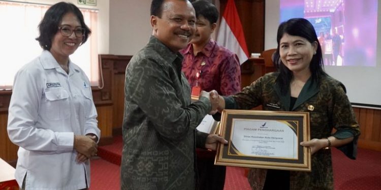 Sekda Provinsi Bali minta Pemda Turut Awasi peredaran Obat dan Makanan