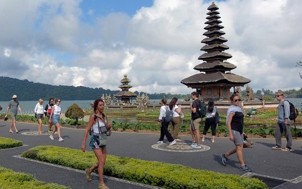Bali Kantongi Rp 1,4 Miliar dari Retribusi Wisata: 9.220 Turis Asing Bayar Rp 150 Ribu