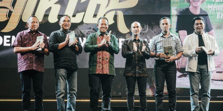 Pj. Gubernur Mahendra Jaya Sebut Ajik Krisna Sebagai Pengusaha yang Menginspirasi dan Tidak Cepat Menyerah