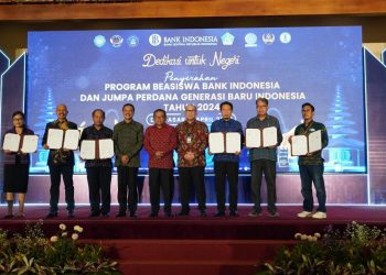 Salurkan Beasiswa Kepada 305 Penerima, Sekda Dewa Indra Apresiasi Upaya Konkret Bank Indonesia Bangun SDM Bali