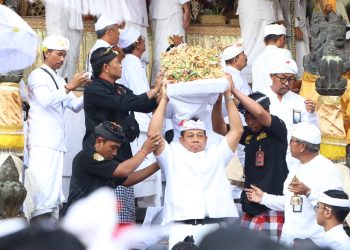 Tandai Penyineban Karya IBTK Tahun 2024, Pj. Gubernur Bali Nuek Bagia Pula Kerti