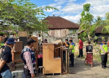 Kosongnya Rumah 2 KK yang Kena Sanksi Kanorayang di Nusa Penida
