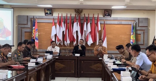 Pemprov Bali Bentuk Satgas Layang-layang Setelah Insiden Jatuhnya Helikopter di Pecatu