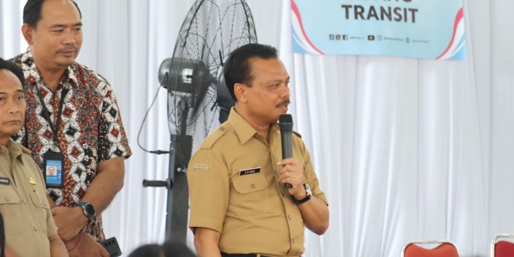 Sekda Dewa Indra Tinjau Tes CAT CPNS di Bali, Ingatkan Peserta Jangan Percaya Calo