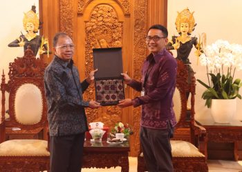 Bali Terbaik se-Indonesia Selenggarakan Statistik Sektoral, Kepala BPS Bangga Miliki Gubernur Wayan Koster