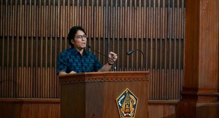 Buka Rakerprov KONI Bali, Wagub Giri Prasta Dorong Pembangunan Sport Center untuk Cetak Atlet Berprestasi