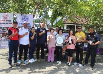 Gandeng Gatriwara dan Ormas, Kesbangpol Bali Salurkan Bantuan bagi Veteran