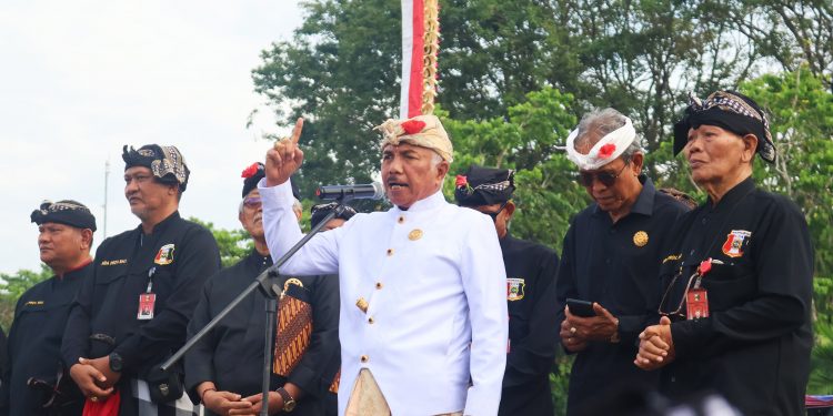 13 Ribu Pecalang se Bali Deklarasi Tolak Preman Berkedok Ormas, Ketua MDA Pecalang Garda Terdepan Jaga Adat dan Budaya Bali