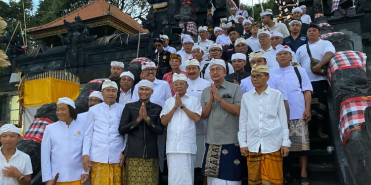 Gubernur Koster Ajak Warga Songan Kintamani Lestarikan Warisan Leluhur dan Jaga Peradaban Bali