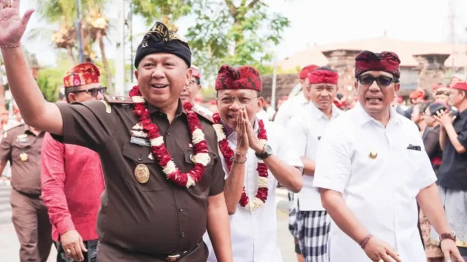 Gubernur Koster Apresiasi Program Jaksa Masuk Desa untuk Lestarikan Kearifan Lokal