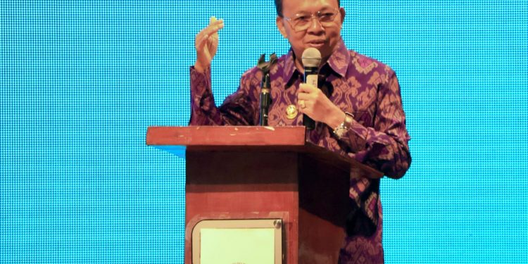 Gubernur Koster Dorong Kontribusi Lembaga Pendidikan Tinggi, Tuntaskan Berbagai Persoalan Krusial di Bali