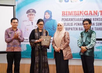 Ny. Putri Koster Tegaskan Peran Strategis TP PKK di Hadapan Kader se-Kabupaten Balangan