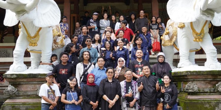 Ny. Putri Koster Undang Teater Royal House Cultural Yogyakarta Meriahkan FSBJ 2026