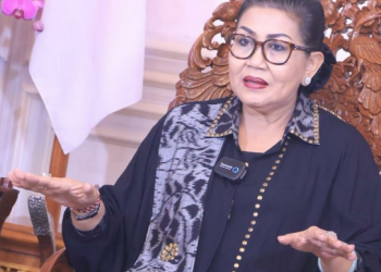 Putri Koster Soroti Produksi Lokal Endek Bali Hanya Capai 17 Persen