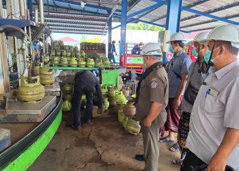 Sidak di Lima Lokasi, Tim Pengawas Terpadu Disperindag Bali Temukan Masih Banyak LPG 3 Kg Tanpa Rubber Seal dan Cal Seal