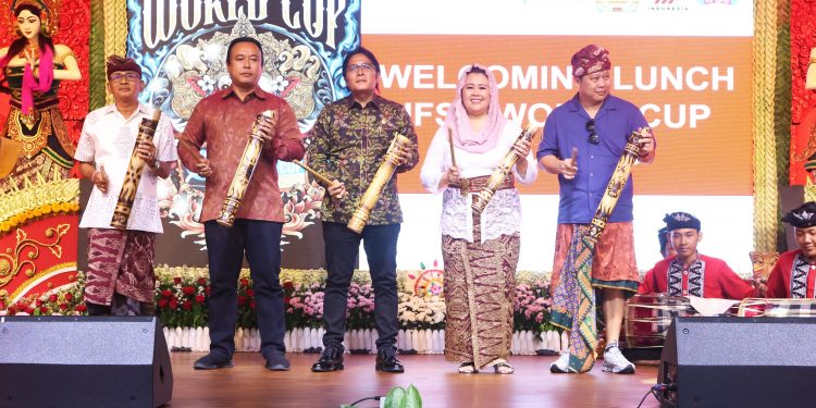 Wagub Giri Prasta Bangga Bali Terpilih sebagai Tuan Rumah IFSC World Cup Bali 2025