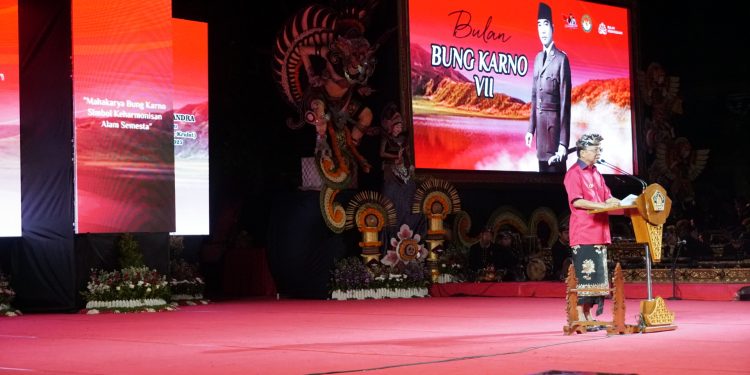 Gubernur Koster Buka Bulan Bung Karno VII, Ribuan Pelajar dan Mahasiswa Antusias