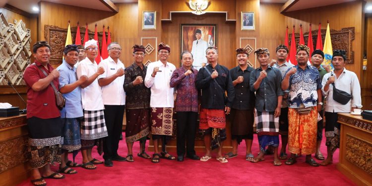 Gubernur Koster Terminal LNG Bagian dari Bali Mandiri Energi Bersih