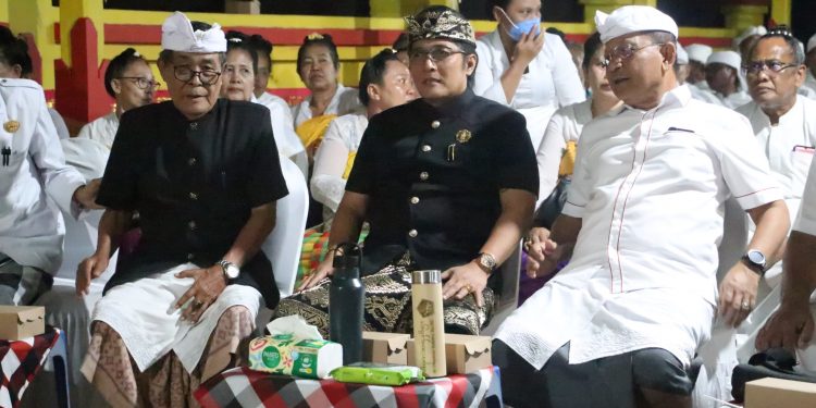 Wagub Giri Prasta Sulinggih Adalah Pelita Zaman, Pasek Sejati Itu Subhakti, Saling Sumbah, Masidikara, dan Saling Parid