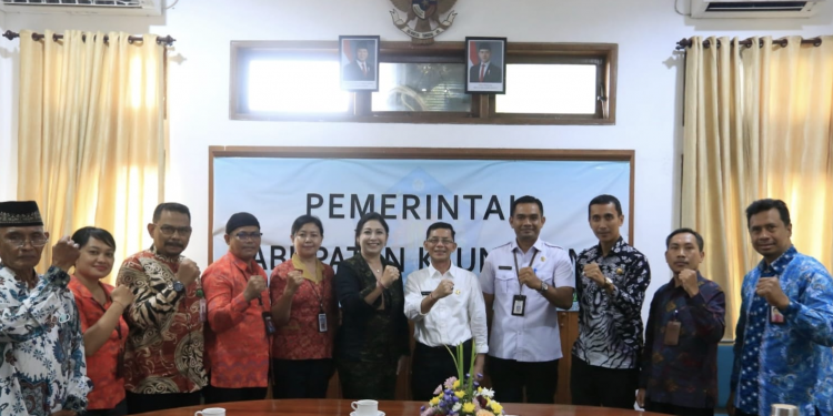 Bupati Satria Dukung Keberangkatan Jemaah Haji Klungkung 2025