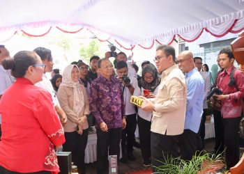 Gubernur Koster Ajak UMKM Bali Perkuat Daya Saing Lewat Kemasan Beraksara Bali