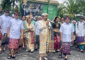 Hadiri Penobatan Ida Cokorda Mengwi ke-13, Gubernur Koster Harapkan Puri Tetap jadi Cikal Bakal Pelestarian Adat Istiadat, Tradisi, Seni, Budaya dan Kearifan Lokal Bali