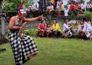 Tradisi Wong Perau dan Tari Canglongleng dari Karangasem Diusulkan Masuk Warisan Budaya Takbenda