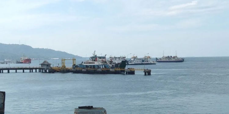 BMKG Keluarkan Peringatan Dini Ombak Setinggi 6 Meter di Perairan Selatan Bali