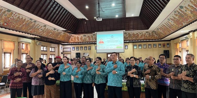 Tim Percepatan PSBS Provinsi Bali Sosialisasikan Pengelolaan Sampah Berbasis Sumber di Kecamatan Abiansemal dan Petang