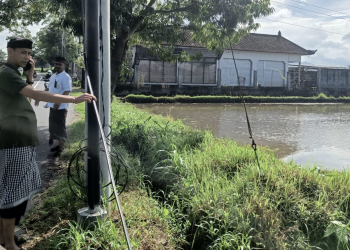Wabup Tjok Surya Atensi Kabel Jaringan meresahkan