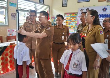 Bupati Satria Launching Program Cek Kesehatan Gratis untuk Anak Sekolah