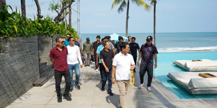 Gubernur Koster dan Adi Arnawa Sidak Resort Baru, Atlas dan Finns di Berawa