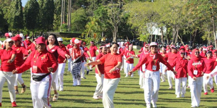 Peringati HUT ke-80 Kemerdekaan RI, Ketua BKOW Bali Ajak Anggota Utamakan Kebersamaan