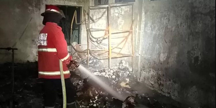 Insiden Kebakaran Terjadi di Gudang Logistik Kantor BPBD Bali