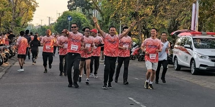 Sekda Dewa Indra Ajak Masyarakat Dukung Transportasi Hijau Lewat Fun Run 5K