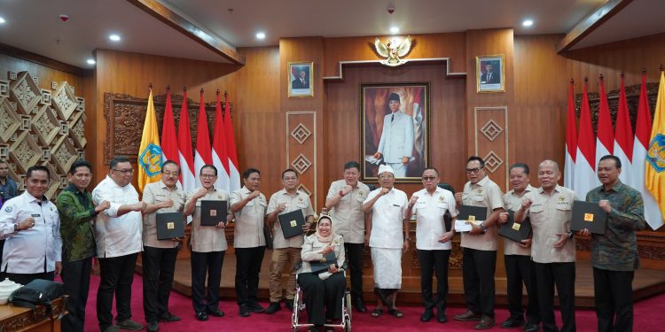 Tingkatkan Bantuan Pupuk Organik, Benih, Jalan Tani dan Budidaya Ikan, Komisi IV DPR RI Dukung Program Berkelanjutan Gubernur Koster