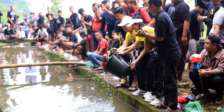 Bupati Satria Buka Lomba Mancing ST. Werdhi Mandala Tusan