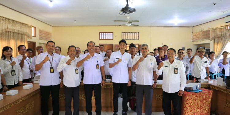 Mesin Pengolah Sampah Siap Dipasang di Banjarangkan, Wabup Tjok Surya Dorong Desa Aktif Tangani Persoalan Infrastruktur dan Lingkungan