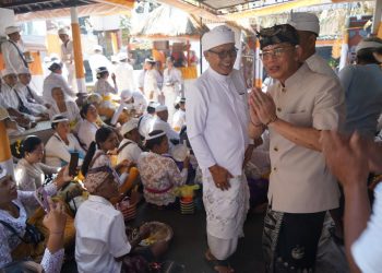 Bupati Satria Ajak Warga Perkuat Tradisi dan Jaga Lingkungan di Puncak Upacara Atma Wedana