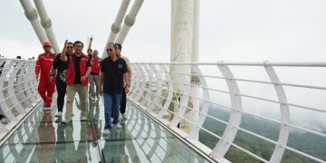 Gubernur Koster Tinjau Progres Pembangunan Tahap Kedua Turyapada Tower, Sebut Ikon Wisata Baru Bali Utara Segera Beroperasi 2026