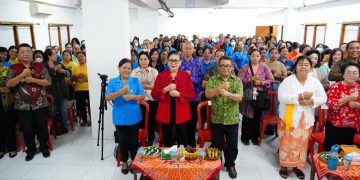 Hadiri Sosialisasi PSBS di Gereja Katedral, Putri Koster Ajak WKRI Pilah Sampah Sejak Awal