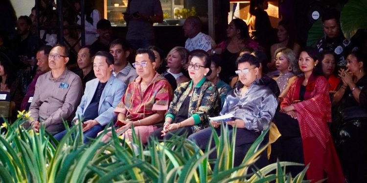 Putri Koster Dorong Desainer Bali Jadi Trendsetter Fesyen Dunia