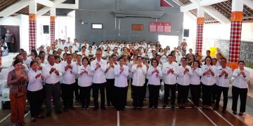 Safari Pembinaan Posyandu Dimulai dari Tabanan, Ibu Putri Koster Dorong Transformasi Menuju 6 SPM