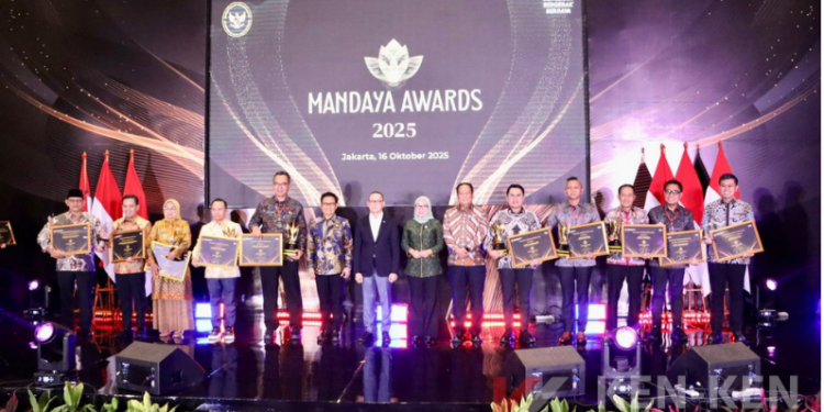 Denpasar Sukses Raih Penghargaan Mandaya Awards dari Kemenko PM