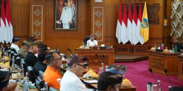 Perlindungan Wisatawan Jadi Prioritas, Gubernur Koster Siapkan Posko Terpadu di Seluruh DTW